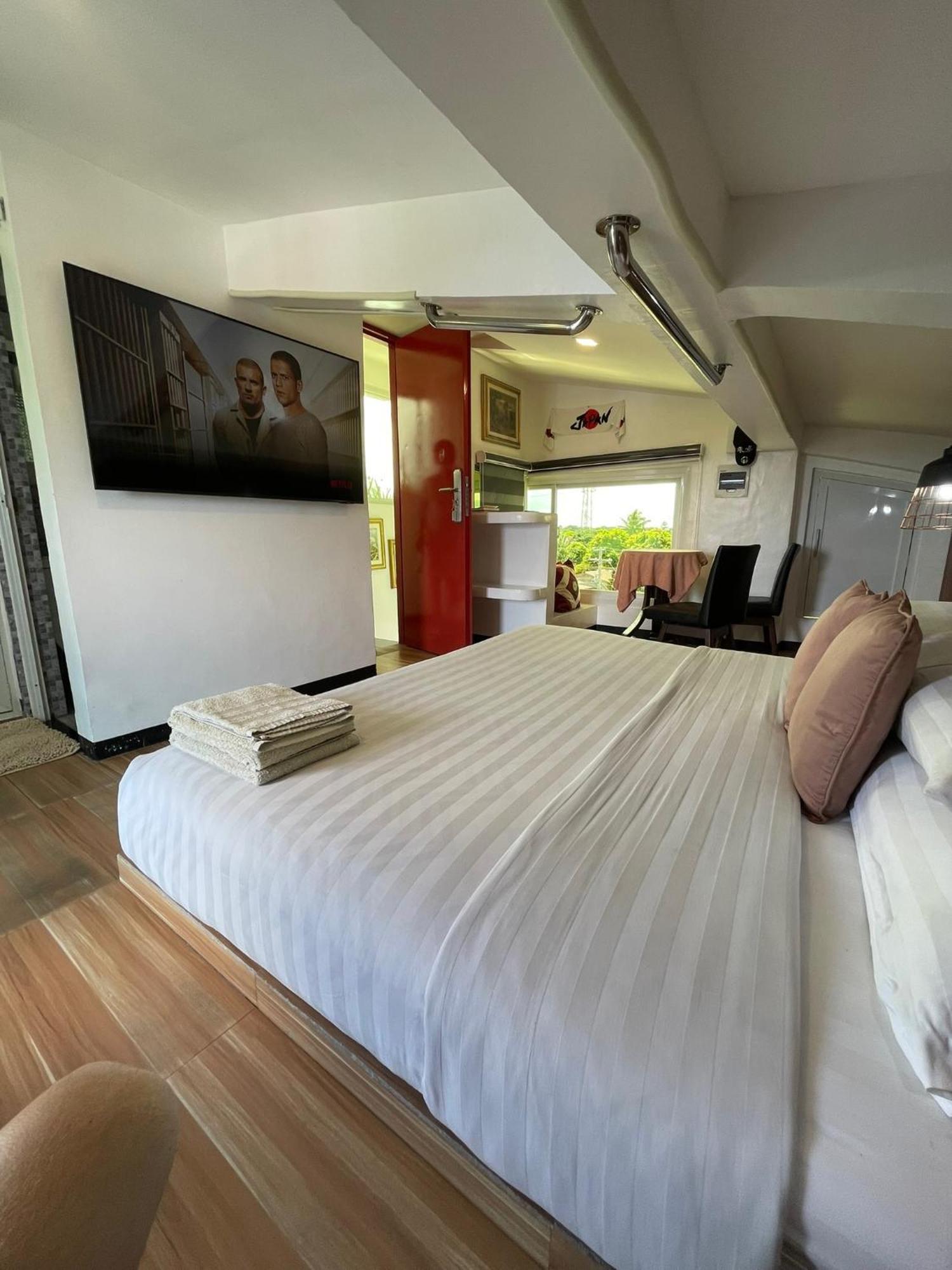 Italy Condotel Darasa Tanauan  Exterior photo